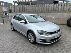 Silver Used 2014 VW Golf VII SE Hatchback | £5,395 (Good price)