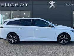 White Used 2022 Peugeot 308 Allure Estate | £14,495 (Fair price)