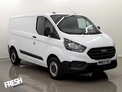 White Used 2019 Ford Transit Custom Van | £10,690 (Good price)