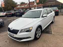 White Used 2016 Skoda Superb Business Line Estate | £8,495 (Fair price)