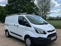 White Used 2017 Ford Transit Custom Van | £6,850 (Super price)