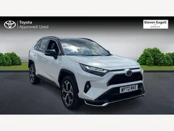 White/black Used 2022 Toyota RAV4 Hybrid SUV | £32,515 (Expensive)