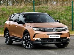 Two coat premium metallic impact copper New 2025 Vauxhall Grandland X SUV | £29,998 (Fair price)