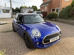 Blue Used 2019 Mini Cooper Classic Hatchback | £11,995 (Super price)