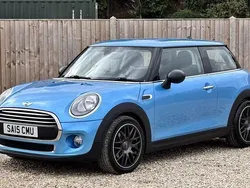 Blue Used 2015 Mini One D Hatch Hatchback | £5,400 (Good price)
