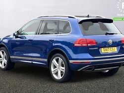 Blue Used 2017 VW Touareg R-line Plus SUV | £19,999 (Fair price)