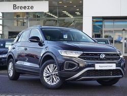 Used 2025 VW T-Roc Life SUV | £21,190 (Fair price)