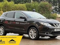 Black Used 2015 Nissan Qashqai Acenta+ SUV | £4,990 (Good price)