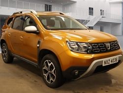 Orange Used 2019 Dacia Duster Prestige SUV | £9,995 (Fair price)