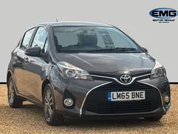 Grey Used 2015 Toyota Yaris Hatchback | £5,995 (Fair price)