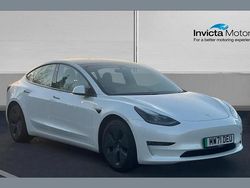 White Used 2021 Tesla Model 3 Long Range AWD Sedan | £20,500 (Fair price)