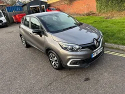 Grey/black Used 2018 Renault Captur Play SUV | £6,495 (Fair price)