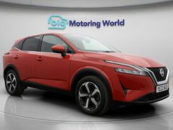 Red Used 2022 Nissan Qashqai N-Connecta SUV | £14,200 (Good price)