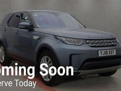 Blue Used 2018 Land Rover Discovery 5 HSE SUV | £23,499 (Fair price)