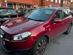 Red Used 2011 Nissan Qashqai +2 N-TEC SUV | £2,995 (Fair price)