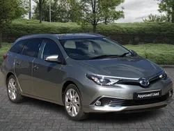 Aspen grey Used 2017 Toyota Auris Hybrid Sport Estate | £12,250 (Fair price)