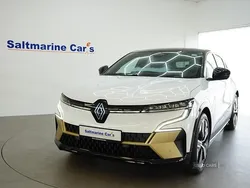 White/black Used 2024 Renault Mégane Iconic Hatchback | £20,290 (Good price)