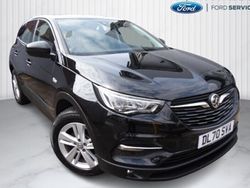Pitch black Used 2020 Vauxhall Grandland X SUV | £11,999 (Fair price)