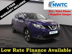 Blue Used 2017 Nissan Qashqai N-Connecta SUV | £9,495 (Good price)