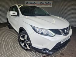 White Used 2015 Nissan Qashqai N-TEC SUV | £6,500 (Fair price)