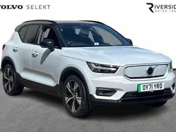 Silver Used 2021 Volvo XC40 Plus SUV | £22,950 (Good price)