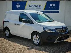 Mineral white New 2025 Renault Kangoo MPV | £15,995 (A bit pricey)