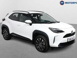 Used 2025 Toyota Yaris Hybrid Design Estate | £18,549 (Super price)