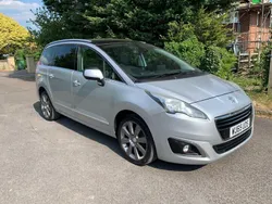 Silver Used 2015 Peugeot 5008 Allure MPV | £5,990 (Fair price)