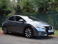 Grey Used 2016 Honda Civic EX Hatchback | £9,650 (Fair price)