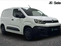 White Used 2020 Citroën Berlingo Start MPV | £9,800 (Fair price)
