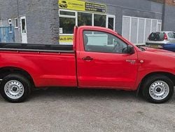 Red Used 2006 Toyota HiLux Pickup | £3,495 (Super price)
