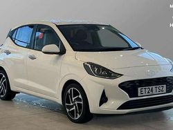 White Used 2024 Hyundai i10 Premium Hatchback | £15,522 (Fair price)