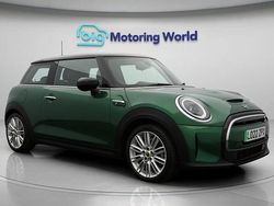 Used 2022 Mini Cooper SE Hatch Hatchback | £15,600 (Fair price)