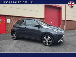 Grey Used 2016 Toyota Aygo X-clusiv Hatchback | £4,899 (Fair price)