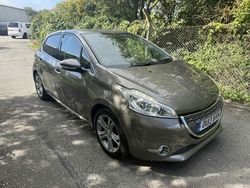 Grey Used 2013 Peugeot 208 Allure Hatchback | £2,795 (Fair price)