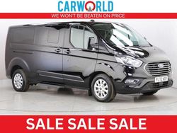 Black Used 2022 Ford Tourneo Custom Zetec Van | £29,990 (Fair price)