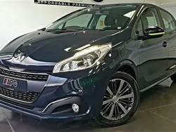 Grey Used 2016 Peugeot 208 Active Hatchback | £5,495 (Fair price)