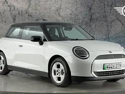 White Used 2024 Mini Cooper SE Hatch Hatchback | £24,250