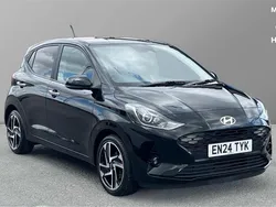 Black Used 2024 Hyundai i10 Premium Hatchback | £14,909 (Fair price)