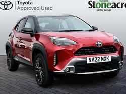 Multicolour Used 2022 Toyota Yaris Hybrid SUV | £21,000 (Fair price)