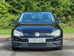 Black Used 2018 VW Golf VII SE Hatchback | £15,800 (Fair price)