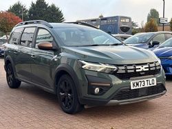 Green Used 2023 Dacia Jogger Extreme MPV | £15,495 (Fair price)