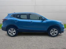 Blue Used 2020 Nissan Qashqai Acenta Premium SUV | £11,250 (Super price)