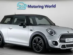 Used 2021 Mini Cooper Hatch Hatchback | £15,600 (Fair price)