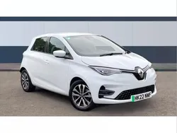 White Used 2022 Renault Rapid GT-Line Hatchback | £11,384 (Fair price)