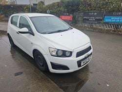 White Used 2012 Chevrolet Aveo LS Hatchback | £690