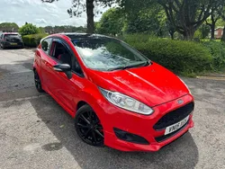 Red Used 2015 Ford Fiesta Zetec Hatchback | £2,995 (Good price)