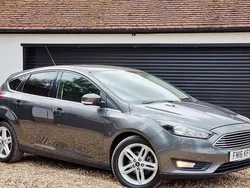 Grey Used 2016 Ford Focus Zetec Hatchback | £6,995 (Good price)