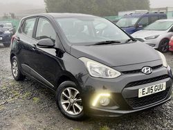Black Used 2015 Hyundai i10 Premium Hatchback | £3,795 (Fair price)