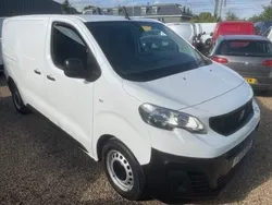 White Used 2022 Peugeot Expert Premium Van | £9,995 (Fair price)